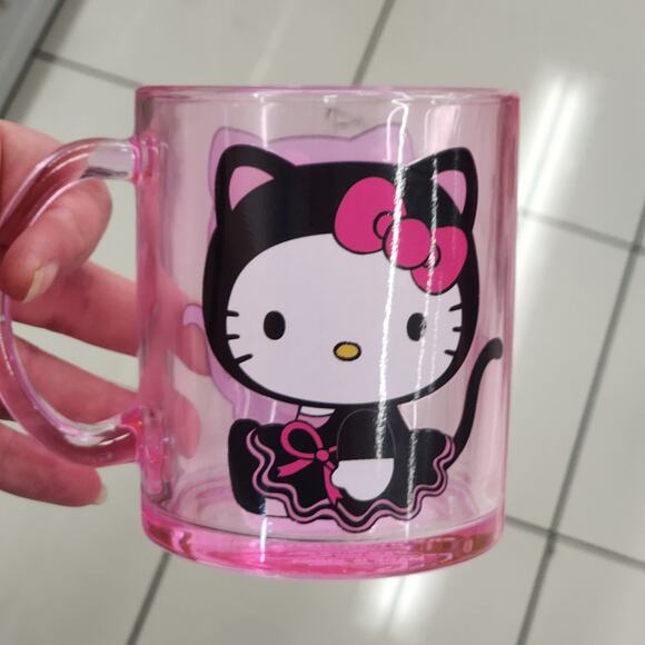 Hello Kitty Pink Mug with Black Cat - New - Picture 1 of 2
